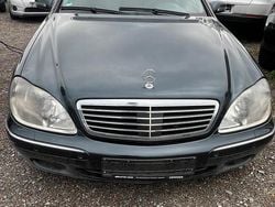 Schwarz Gebraucht 2001 Mercedes S320 Limousine | 1.500 €