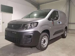 Grau artense metallic Neu 2025 Peugeot Partner Van / Kleinbus | 31.079 € (Teuer)