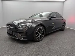 Schwarz Gebraucht 2021 Mercedes E220 AMG line Limousine | 32.999 € (Teuer)
