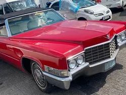Rot Gebraucht 1969 Cadillac Deville Cabrio | 19.999 €