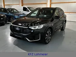 Obsidianschwarz metallic Neu 2025 Ford Kuga ST-Line X SUV | 45.990 € (Etwas zu teuer)