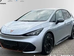 Silber Neu 2025 Cupra Born Kleinwagen | 44.476 € (Etwas zu teuer)