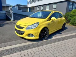 Gelb Gebraucht 2010 Opel Corsa OPC Limousine | 3.399 € (Superpreis)