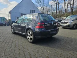 Schwarz Gebraucht 2002 VW Golf IV Limousine | 1.550 € (Fairer Preis)