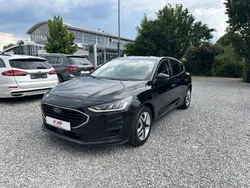 Schwarz Gebraucht 2022 Ford Focus Cool & Connect Limousine | 13.399 € (Fairer Preis)