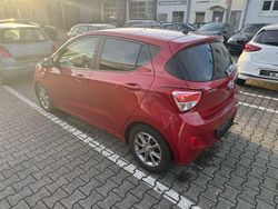 Rot Gebraucht 2014 Hyundai i10 Intro Edition Kleinwagen | 3.999 € (Guter Preis)