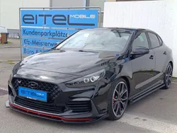 Schwarz (metallic) Gebraucht 2020 Hyundai i30 Limousine | 24.990 € (Guter Preis)