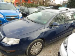 Blau Gebraucht 2008 VW Passat Trendline Kombi | 1.000 € (Fairer Preis)