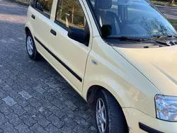 Gelb Gebraucht 2009 Fiat Panda Kleinwagen | 2.000 € (Guter Preis)