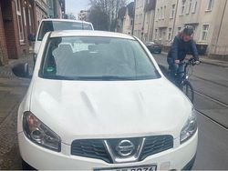 Weiß Gebraucht 2013 Nissan Qashqai SUV | 6.100 €