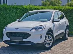 Weiß Gebraucht 2021 Ford Kuga Cool & Connect SUV | 16.469 € (Guter Preis)