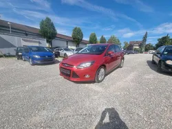 Rot Gebraucht 2014 Ford Focus Titanium Limousine | 3.650 € (Superpreis)