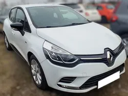 Weiß Gebraucht 2018 Renault Clio IV LIMITED Limousine | 12.000 € (Fairer Preis)
