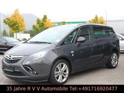 Grau Gebraucht 2016 Opel Zafira Tourer drive Van / Kleinbus | 10.900 € (Etwas zu teuer)