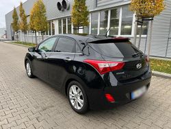 Schwarz Gebraucht 2012 Hyundai i30 GO! Limousine | 6.500 € (Fairer Preis)