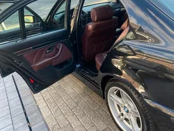 Schwarz Gebraucht 2002 BMW 520 M Sport Limousine | 4.699 € (Fairer Preis)