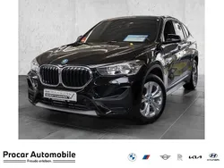 Schwarz Gebraucht 2022 BMW X1 Advantage SUV | 25.880 € (Guter Preis)