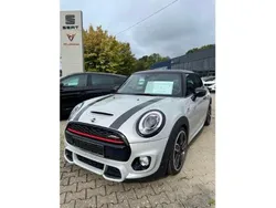 White silver metallic Gebraucht 2017 Mini John Cooper Works Kleinwagen | 18.490 € (Superpreis)