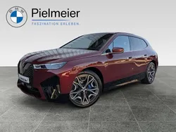 Rot Gebraucht 2022 BMW iX Sport Line SUV | 57.350 € (Superpreis)