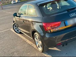 Schwarz Gebraucht 2010 Audi A1 Ambition Kleinwagen | 7.300 € (Superpreis)