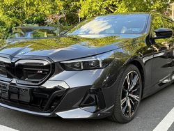 Grau Gebraucht 2025 BMW i5 Performance Kombi | 92.500 €