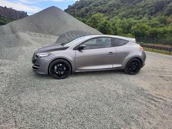 Grau Gebraucht 2012 Renault Mégane Coupé R.S. Coupé | 15.900 €