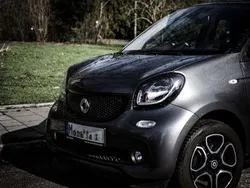 Schwarz Gebraucht 2019 Smart ForFour Passion Limousine | 10.203 € (Fairer Preis)