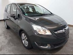 Grau Gebraucht 2015 Opel Meriva Style Van / Kleinbus | 7.499 € (Fairer Preis)