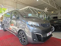 Grau Gebraucht 2017 Peugeot Expert Van | 12.400 € (Etwas zu teuer)