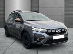 Grau Neu 2025 Dacia Sandero Stepway SUV | 21.796 €