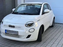 Weiß Gebraucht 2022 Fiat 500e Icon Kleinwagen | 15.840 € (Superpreis)