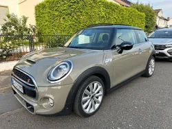 Grau Gebraucht 2018 Mini Cooper SD Kleinwagen | 19.850 € (Etwas zu teuer)