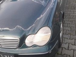 Gebraucht 2002 Mercedes C200 Avantgarde Kombi | 1.100 € (Guter Preis)