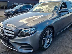 Grau Gebraucht 2019 Mercedes E220 AMG Limousine | 27.999 € (Superpreis)