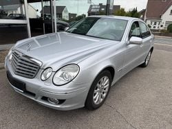 Silber Gebraucht 2008 Mercedes E200 Limousine | 5.900 € (Fairer Preis)