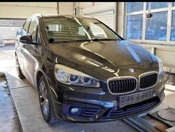 Schwarz Gebraucht 2016 BMW 220 Sport Line Kombi | 14.690 € (Guter Preis)
