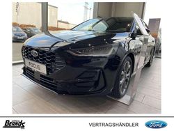 Frozen white Gebraucht 2025 Ford Focus ST-Line Limousine | 25.990 € (Fairer Preis)