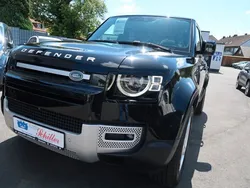Santorini black Gebraucht 2022 Land Rover Defender SE SUV | 64.900 € (Teuer)