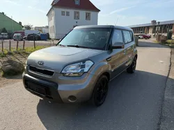 Braun Gebraucht 2009 Kia Soul SUV | 3.800 € (Fairer Preis)