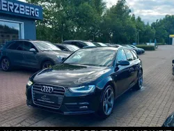 Schwarz Gebraucht 2012 Audi A4 S-Line Kombi | 9.950 € (Fairer Preis)
