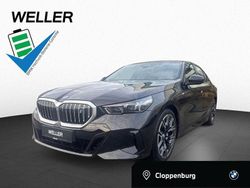 Saphirschwarz metallic (schwarz) Gebraucht 2024 BMW i5 Comfort Edition Limousine | 60.999 €