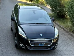 Schwarz Gebraucht 2015 Peugeot 5008 Active Van / Kleinbus | 7.999 € (Fairer Preis)