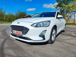 Weiß Gebraucht 2019 Ford Focus Cool & Connect Limousine | 8.500 € (Fairer Preis)