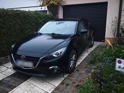 Schwarz Gebraucht 2015 Mazda 3 Van / Kleinbus | 7.800 € (Guter Preis)