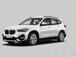 Mineralweiss metallic Gebraucht 2021 BMW X1 Sport Line SUV | 25.999 € (Fairer Preis)