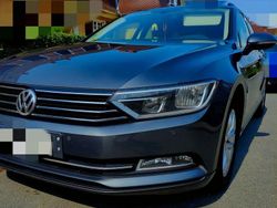 Grau Gebraucht 2017 VW Passat Comfortline Kombi | 10.350 € (Fairer Preis)