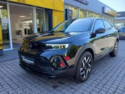 Karbon schwarz metallic Gebraucht 2024 Opel Mokka Elegance SUV | 21.750 € (Fairer Preis)