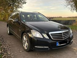 Schwarz Gebraucht 2011 Mercedes E350 Kombi | 5.999 € (Superpreis)