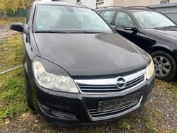 Schwarz Gebraucht 2007 Opel Astra Catch Me Kombi | 2.000 € (Fairer Preis)