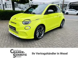 Gelb Gebraucht 2024 Abarth 500e Turismo Kleinwagen | 37.790 € (Teuer)
